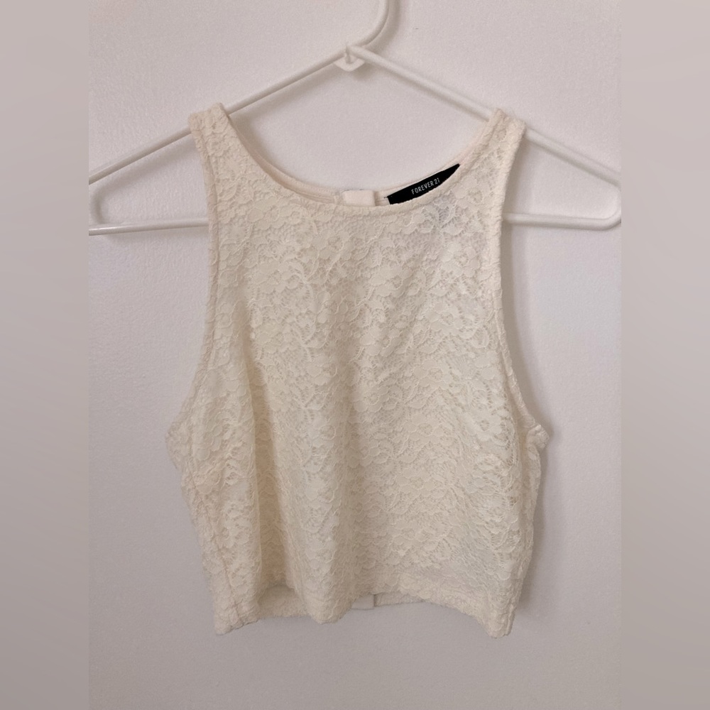 #128. 🆕 NWOT, Forever 21, Lace Floral Crop Top w/ Zippered Back, Size S, Cream